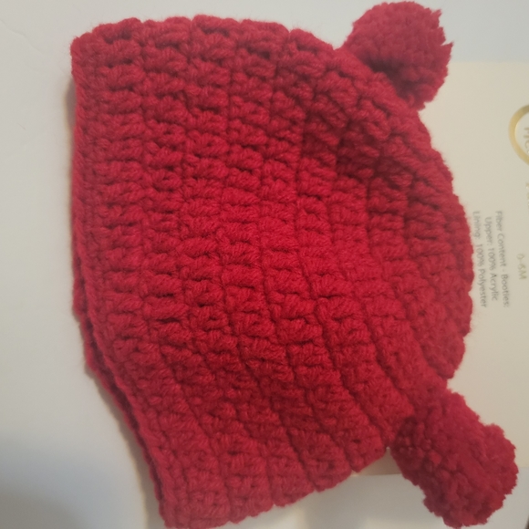 2 of set adorable little red hat with little me.fur lined knit booties size 0-6 - Picture 8 of 8